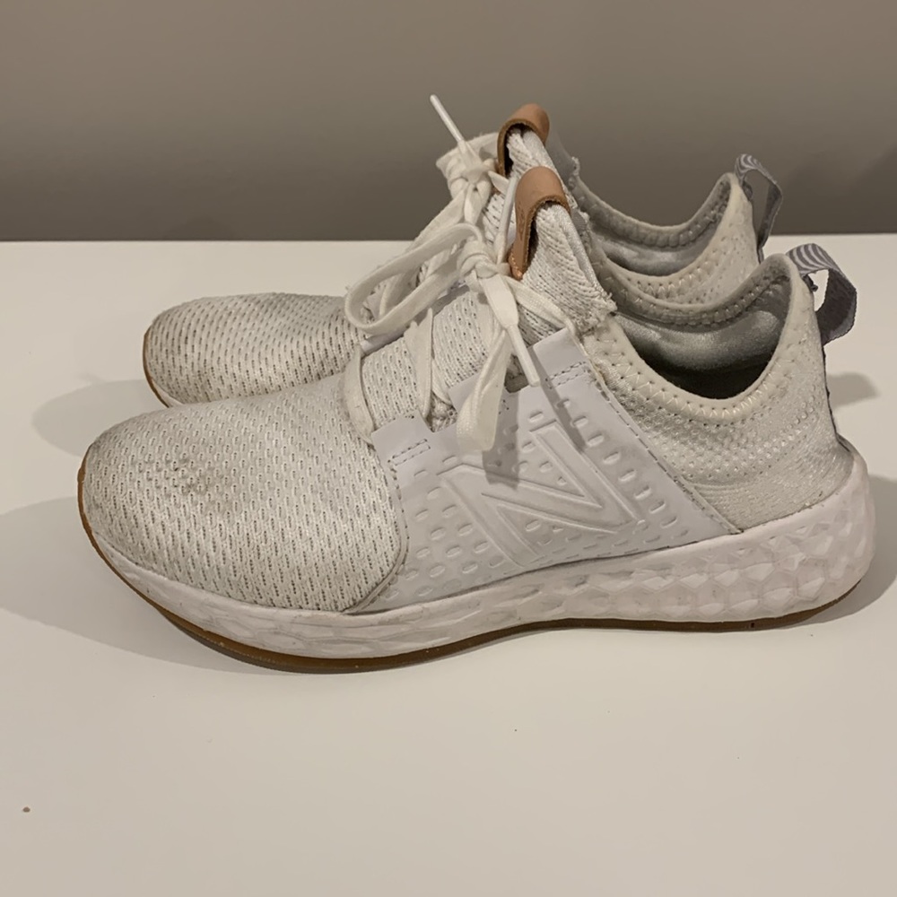 Sneaker - Picture 3 of 9